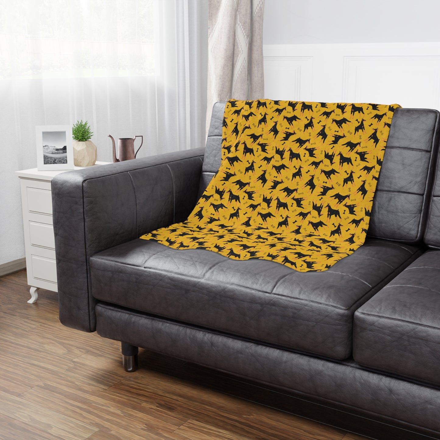 Yellow AOP Dobie 1 Minky Blanket, Soft Throw Blanket, Warm Plush Blanket